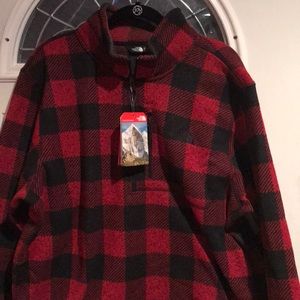 Men’s The North face plaid pullover fleece